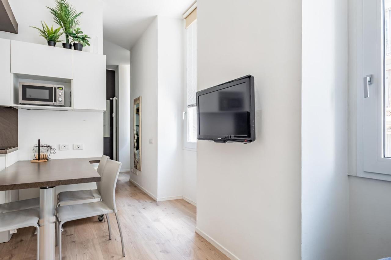 Amazing Flat In Duomo By Easylife Apartamento Milão Exterior foto