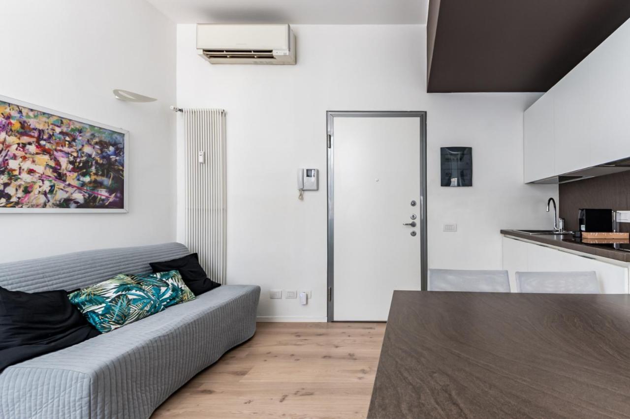 Amazing Flat In Duomo By Easylife Apartamento Milão Exterior foto